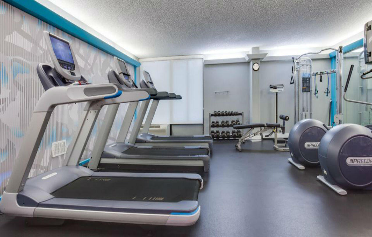 Doubletree By Hilton Fort Myers At Bell Tower Shops Экстерьер фото